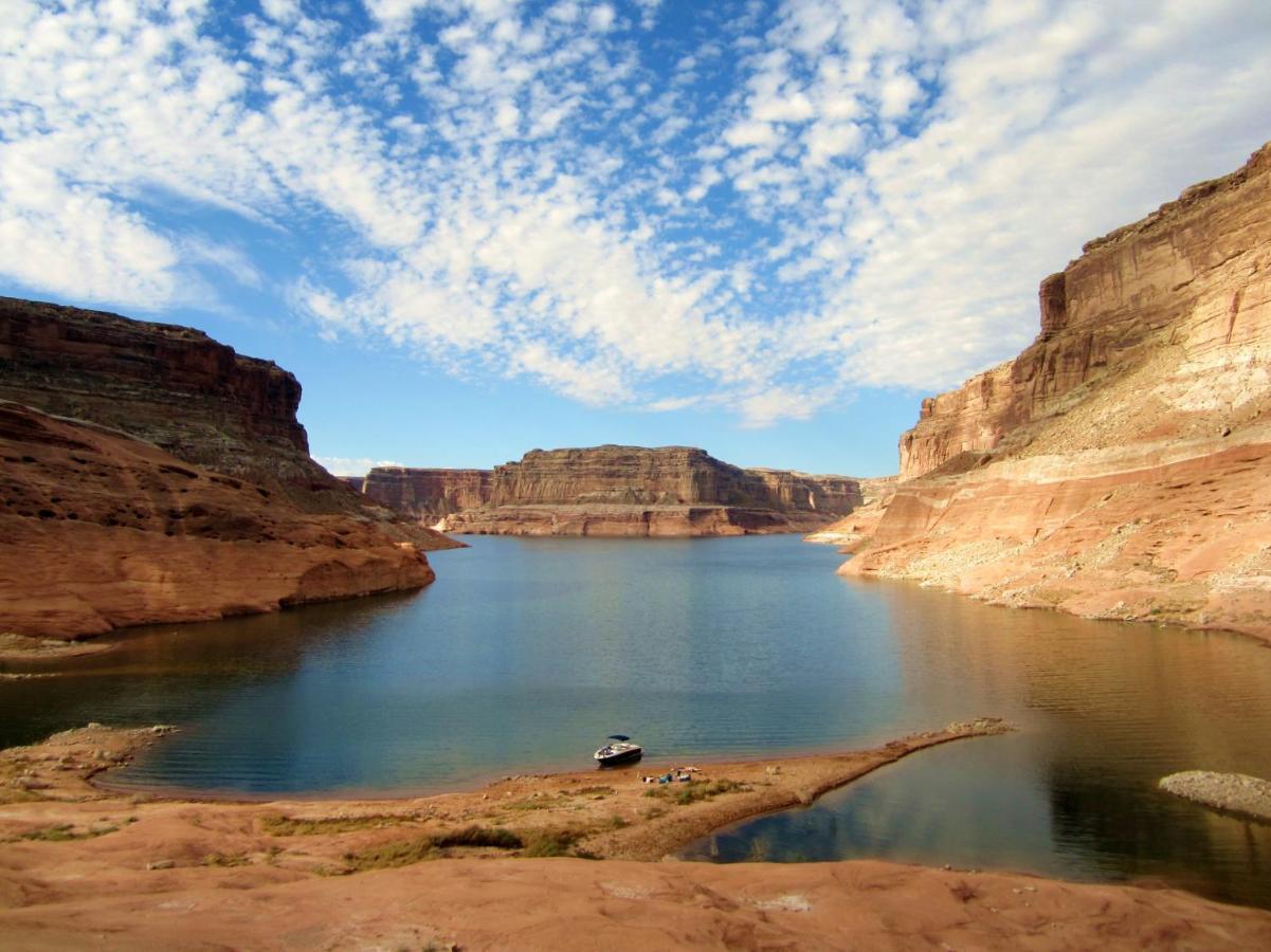 Local View Pet Friendly Boat Parking Close To Antelope Canyon Horseshoebend ページ エクステリア 写真